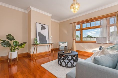 Photo of property in 52 North Street, Palmerston North, 4410