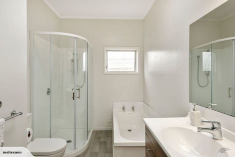 Photo of property in 12 Fraser Place, Rangiora, 7400