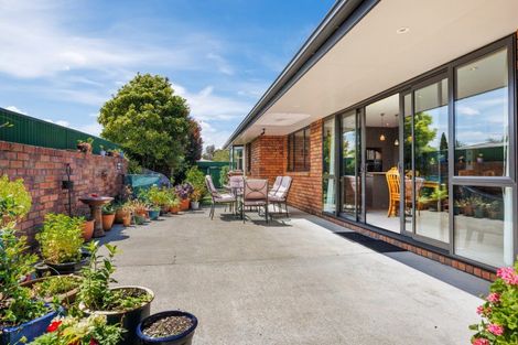 Photo of property in 32 Grey Street, Feilding, 4702