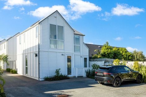 Photo of property in 7 Titoki Close, Matakana, Warkworth, 0985