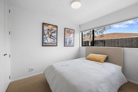 Photo of property in 75b Aikmans Road, Merivale, Christchurch, 8014