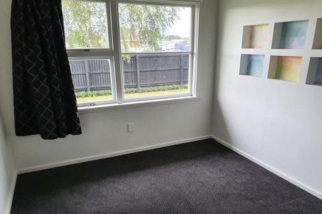 Photo of property in 1 Brookby Crescent, Avonhead, Christchurch, 8042