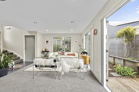 Photo of property in 41 Forres Street, Seatoun, Wellington, 6022