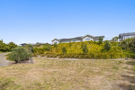 Photo of property in 7 Lamont Place, Waikanae, 5036