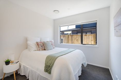 Photo of property in 23 Queen Charlotte Drive, Aotea, Porirua, 5024