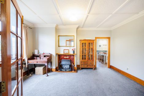 Photo of property in 8 Annandale Avenue, Takaro, Palmerston North, 4410