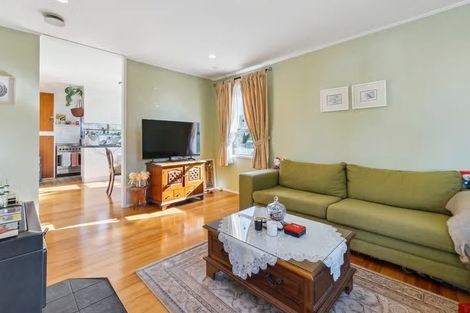 Photo of property in 10 Purata Place, Mangere Bridge, Auckland, 2022