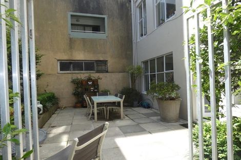 Photo of property in 59u8 Cambridge Terrace, Te Aro, Wellington, 6011