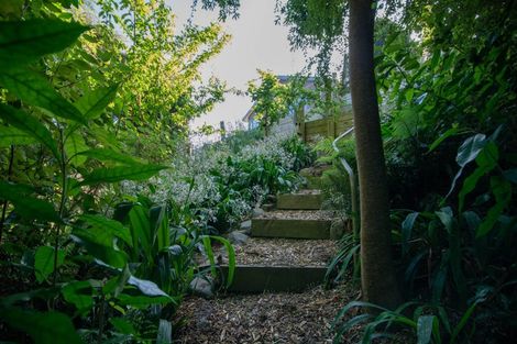 Photo of property in 33 Seaview Lane, Wainui, French Farm, 7582