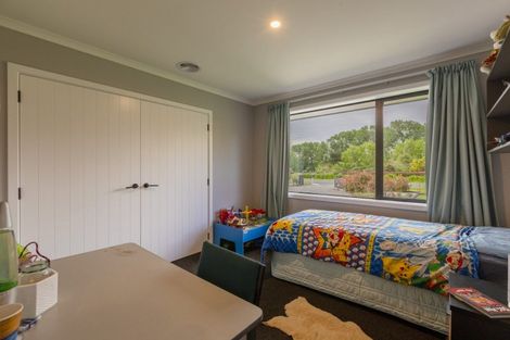 Photo of property in 102 Lindsay Road, Waipukurau, 4283