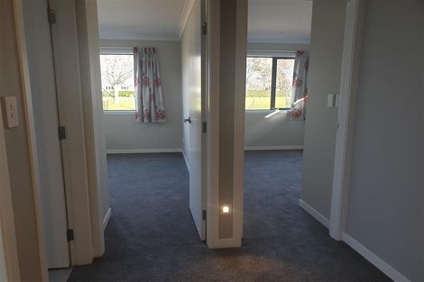 Photo of property in 42 Rose Leigh Drive, Cambridge, 3434