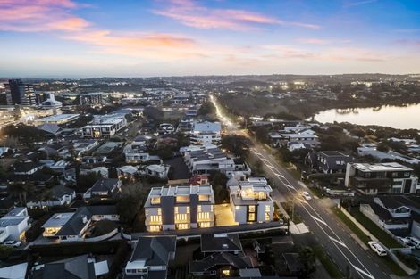 Photo of property in 16a Killarney Street, Takapuna, 0622