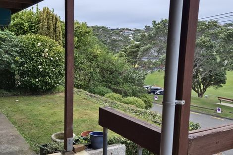 Photo of property in 39 Lucknow Terrace, Khandallah, Wellington, 6035
