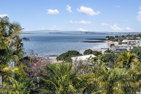 Photo of property in 2/16 Marama Street, Castor Bay, Auckland, 0620