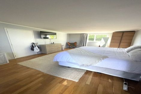 Photo of property in 8 Eskdale Road, Birkdale, Auckland, 0626