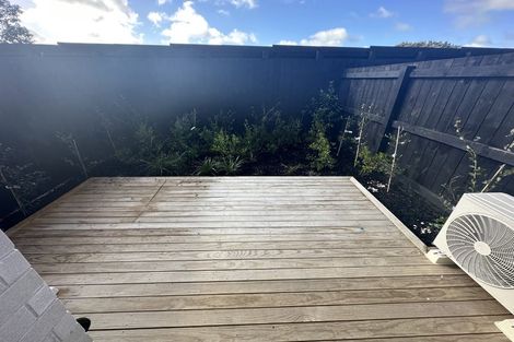 Photo of property in 32b/6 Westgate Drive, Massey, Auckland, 0614