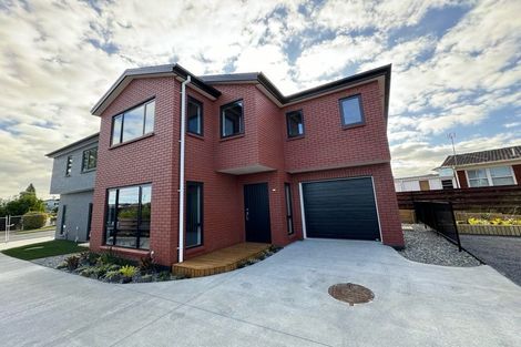 Photo of property in 40b Knightsbridge Drive, Forrest Hill, 0620