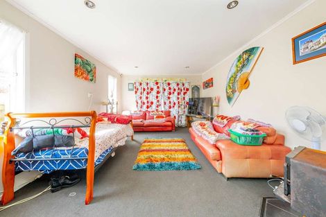 Photo of property in 2/2a Hutt Road, Manurewa, Auckland, 2102