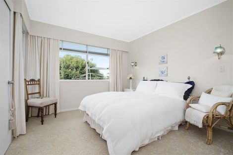 Photo of property in 2a Lynley Terrace, Pukekohe, 2120