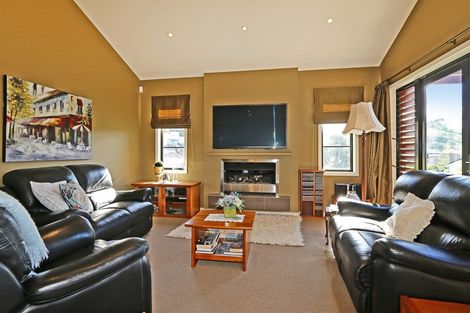 Photo of property in 114 Kent Terrace, Taradale, Napier, 4112