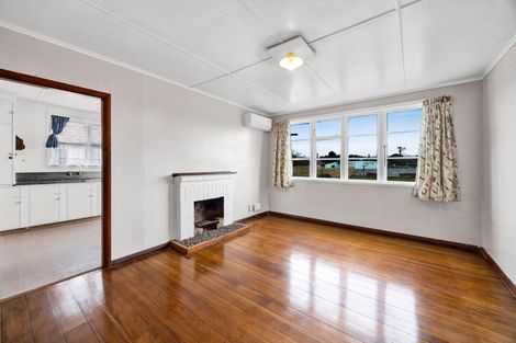 Photo of property in 31 Wilson Street, Waverley, 4510