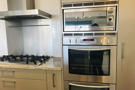 Photo of property in 23a Bournemouth Terrace, Murrays Bay, Auckland, 0630