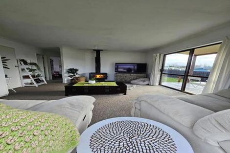 Photo of property in 16 Malcolm Street, Martinborough, 5711