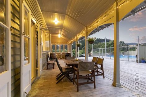 Photo of property in 913 Peak Road, Helensville, 0875