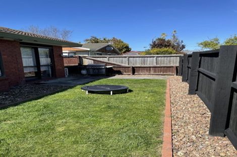 Photo of property in 5 Fernbrook Place, Mairehau, Christchurch, 8013
