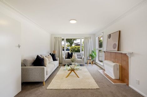 Photo of property in 8 Aorangi Road, Papanui, Christchurch, 8053