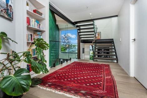 Photo of property in 2 Old Lake Road, Narrow Neck, Auckland, 0624