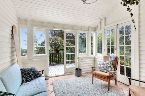 Photo of property in 353 Devon Street West, Lynmouth, New Plymouth, 4310