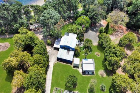 Photo of property in 8328 State Highway 35, Whanarua Bay, Te Kaha, 3199