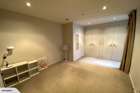 Photo of property in Piermont Apartments, 4e/82 Cable Street, Te Aro, Wellington, 6011
