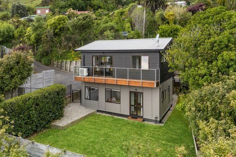 Photo of property in 33 Athol Street, Glenduan, Nelson, 7071