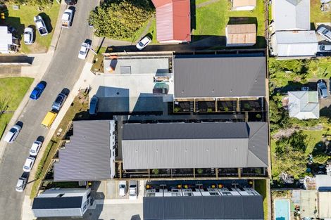 Photo of property in 10 Clendon Place, Manurewa, Auckland, 2102