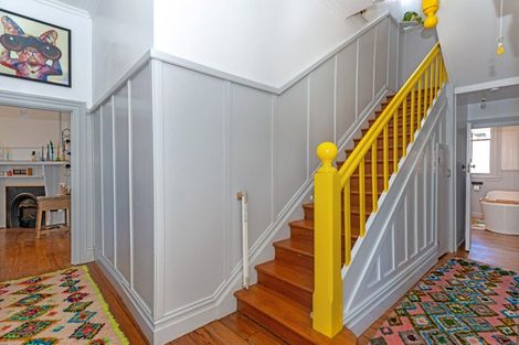 Photo of property in 2 Carnarvon Street, Gisborne, 4010