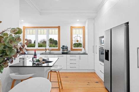 Photo of property in 21 Dinsdale Road, Dinsdale, Hamilton, 3204