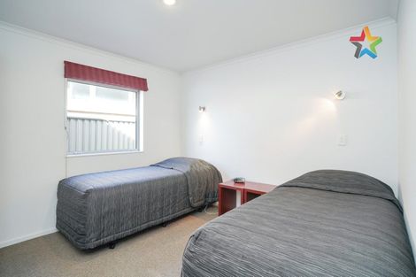 Photo of property in 8a-d Tay Street, Turnbull Thomson Park, Invercargill, 9810
