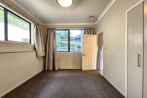 Photo of property in 63 Medallion Drive, Oteha, Auckland, 0632