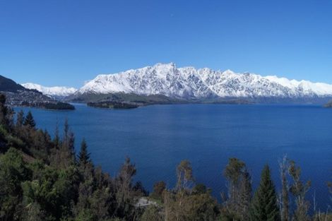 Photo of property in 11 Crystal Lane, Fernhill, Queenstown, 9300