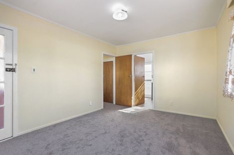 Photo of property in 8 Westward Ho, Glen Eden, Auckland, 0602