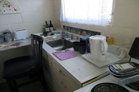 Photo of property in 18 Kent Street, Waiuku, 2123