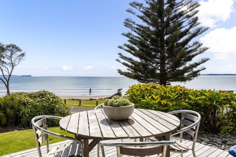 Photo of property in 5 Marine Parade, Orewa, 0931