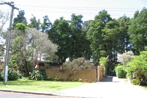 Photo of property in 93 Sylvia Road, Hillcrest, Auckland, 0627
