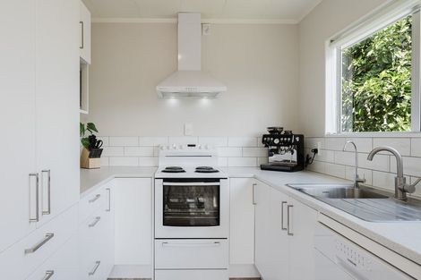 Photo of property in 4 Beadle Place, St Andrews, Hamilton, 3200