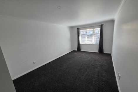 Photo of property in 16 Highgate Drive, Rangiora, 7400