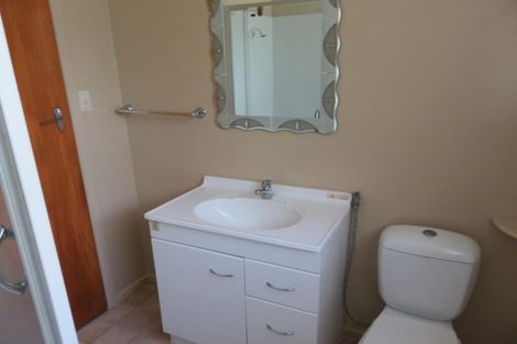 Photo of property in 4/98 Mathesons Road, Phillipstown, Christchurch, 8011