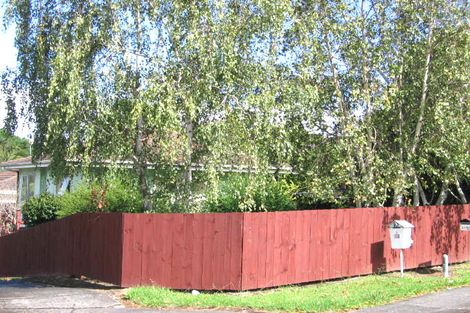 Photo of property in 2/13 Talavera Place, Te Atatu South, Auckland, 0602