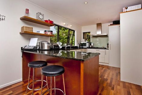 Photo of property in 20 Trelawny Place, Hillcrest, Auckland, 0627